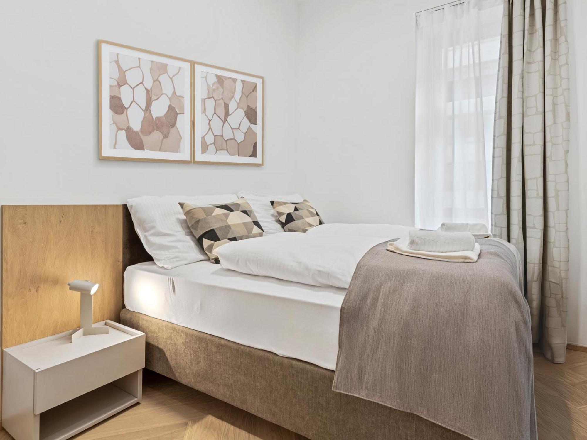 Door No 5 By Gt7 Hospitality Apartment